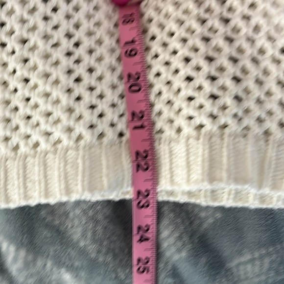 Women's Cream Hoodie Sweater NWOT - Picture 7 of 9